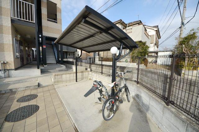 レオパレス中新井COURT