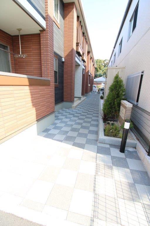 DKソラーレ 大村駅前