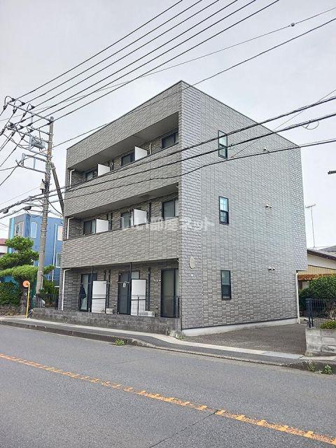 アンプルール フェール ロマン