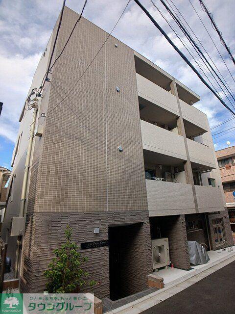 トロワ グラス