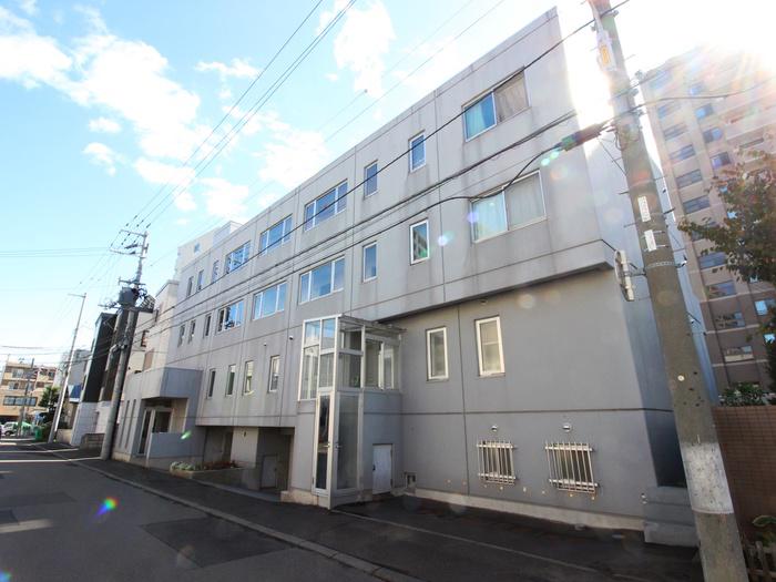 地下鉄南北線 平岸駅(札幌市営) 徒歩2分  築32年