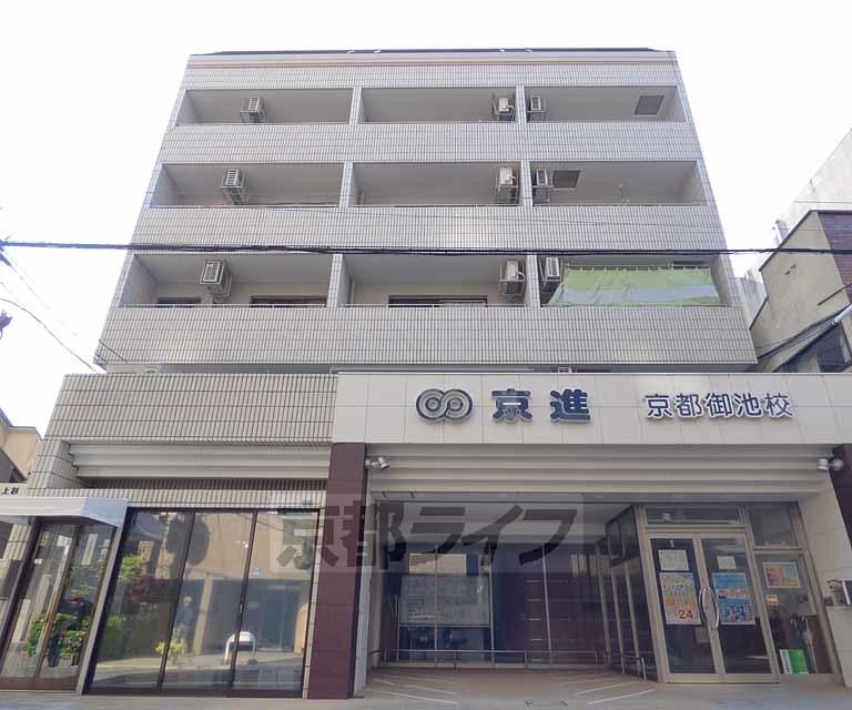 第1パールハイツ上杉