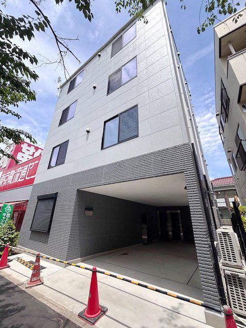 E.L.K RESIDENCE