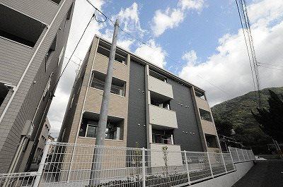 ラインハイム足立山D