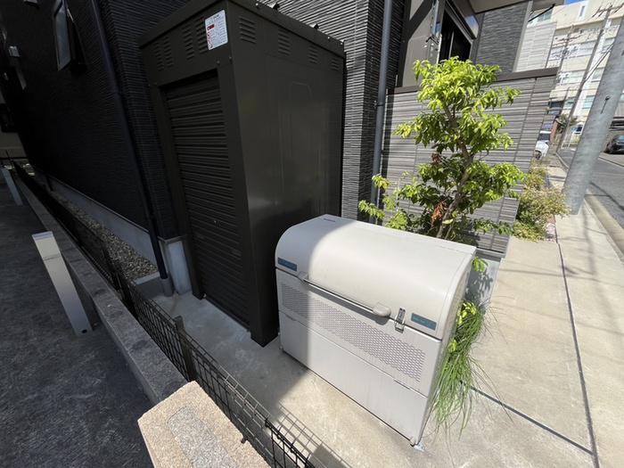 SWISH GARDEN