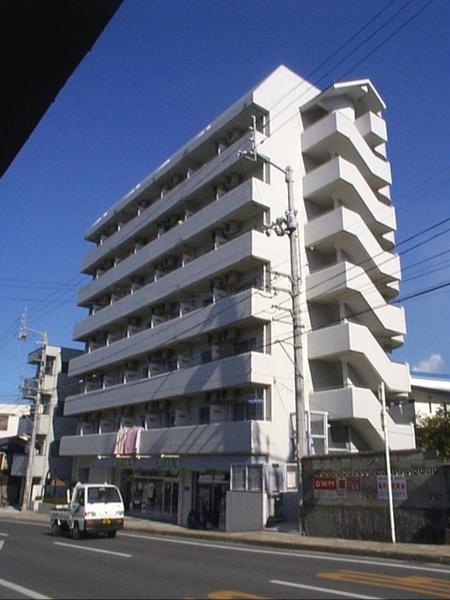 マリオン伊予三島
