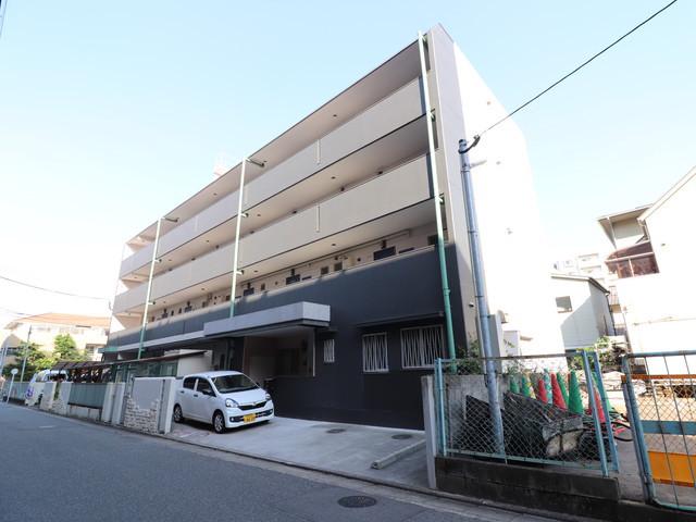 MAYFAIR TAKAMIYA