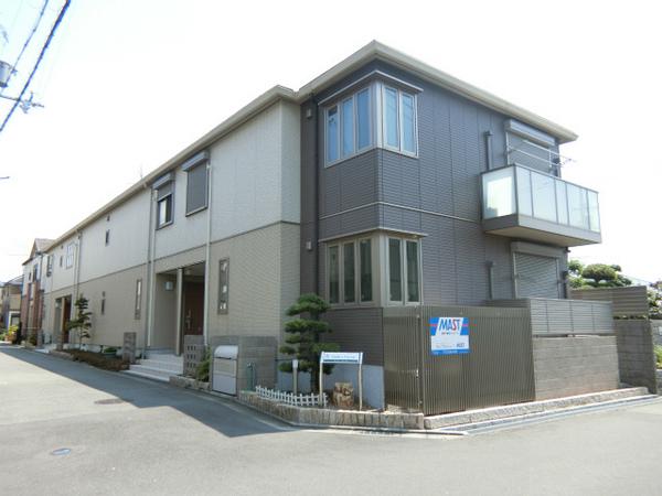 ガーデンフォーレスト