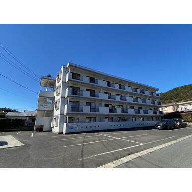 ベルコート西原台