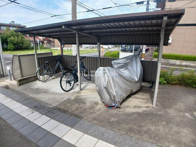 RIQUEZA上面