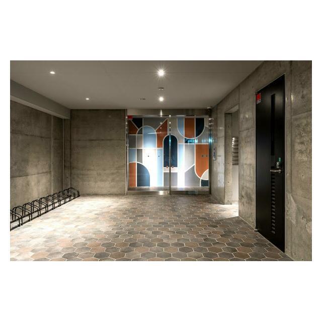 ART APARTMENT IN OOTAKA‐NO‐MORI