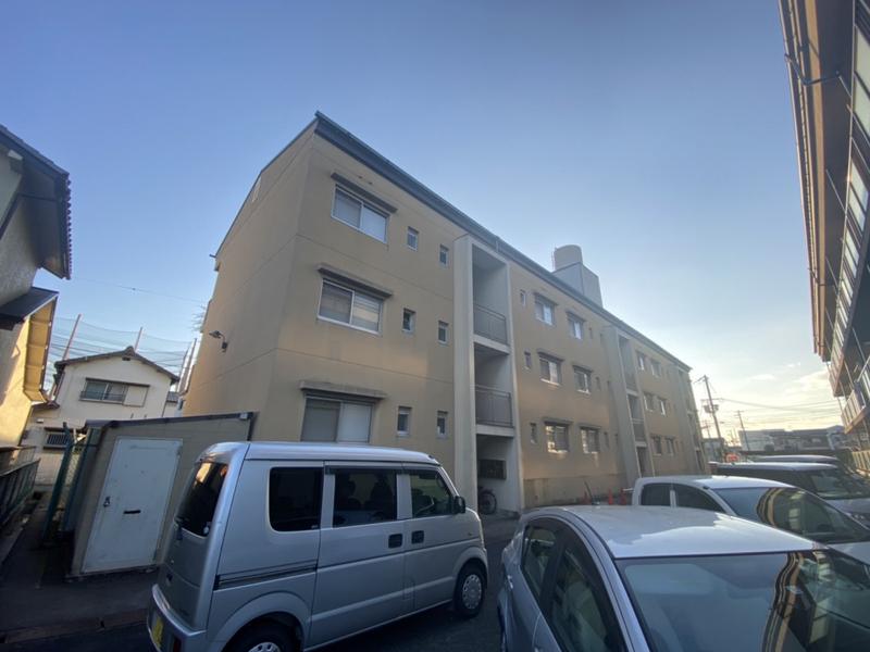 T.ウエストマンションA