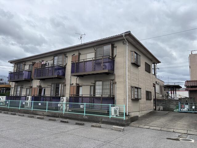 ハイツYOUNA 六実