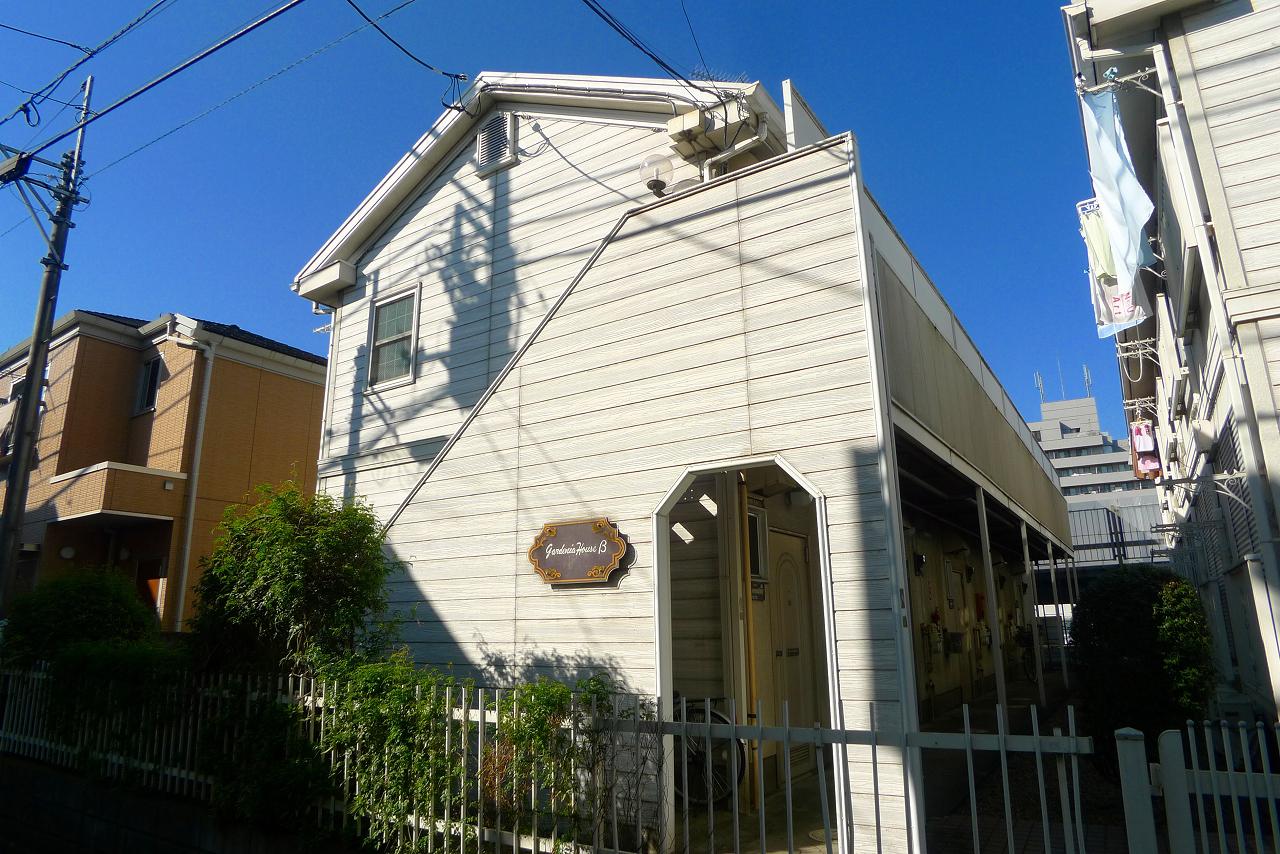 GARDENIA HOUSEΒ