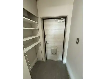 AXIS(1LDK/3階)の玄関写真