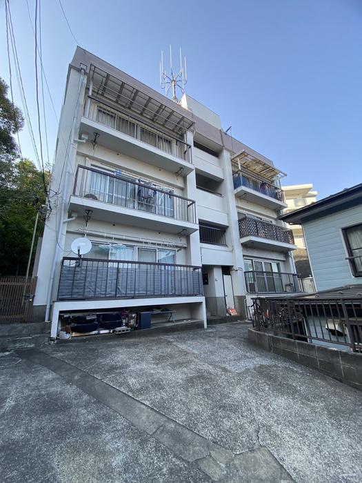 小林マンション