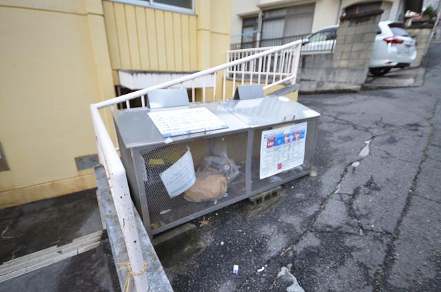 楠マンション B棟