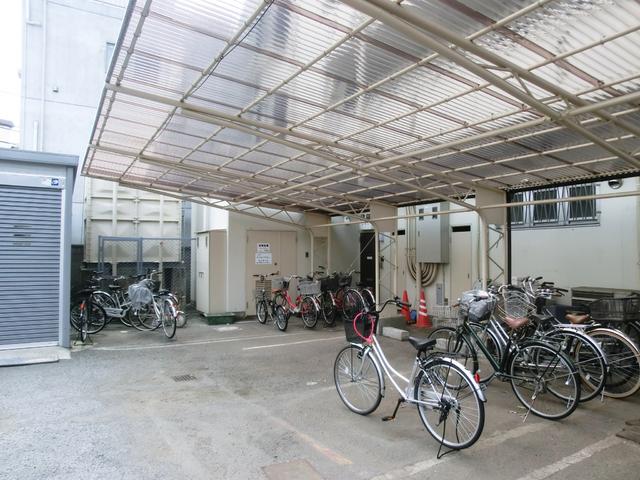 イワタハイツ