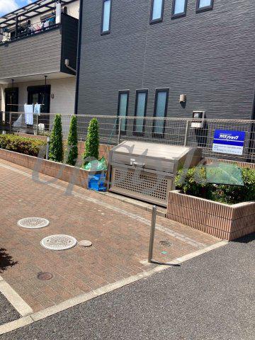 つくばエクスプレス 六町駅 徒歩10分 2階建 築12年