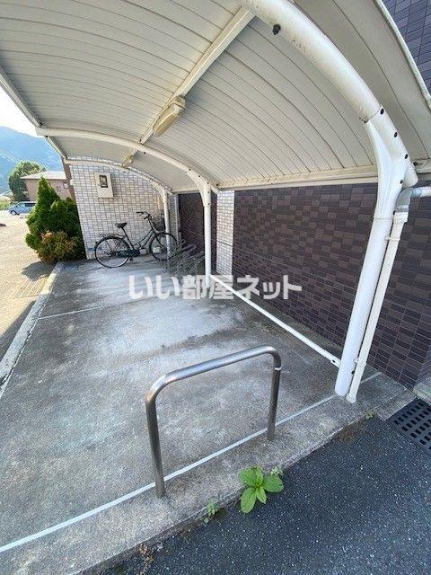 ＪＲ和歌山線 名手駅 徒歩10分 3階建 築18年
