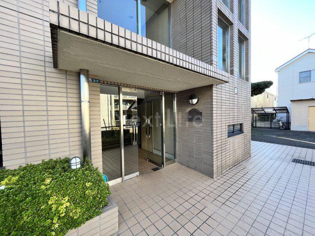 バルメスハウス ナカノ(2DK/1階)の外観写真