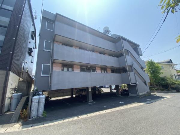 アンビジョン・トゥア