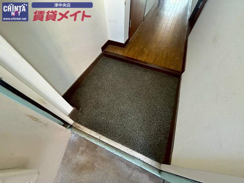 リパルティーレ津新町 B棟