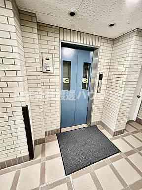 セレクト江坂
