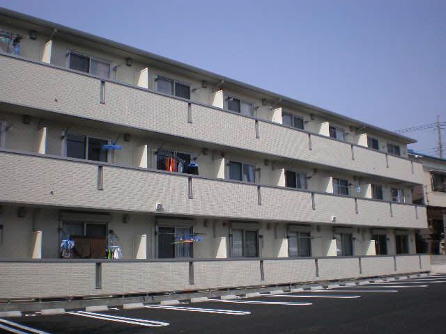 BAY HOUSE