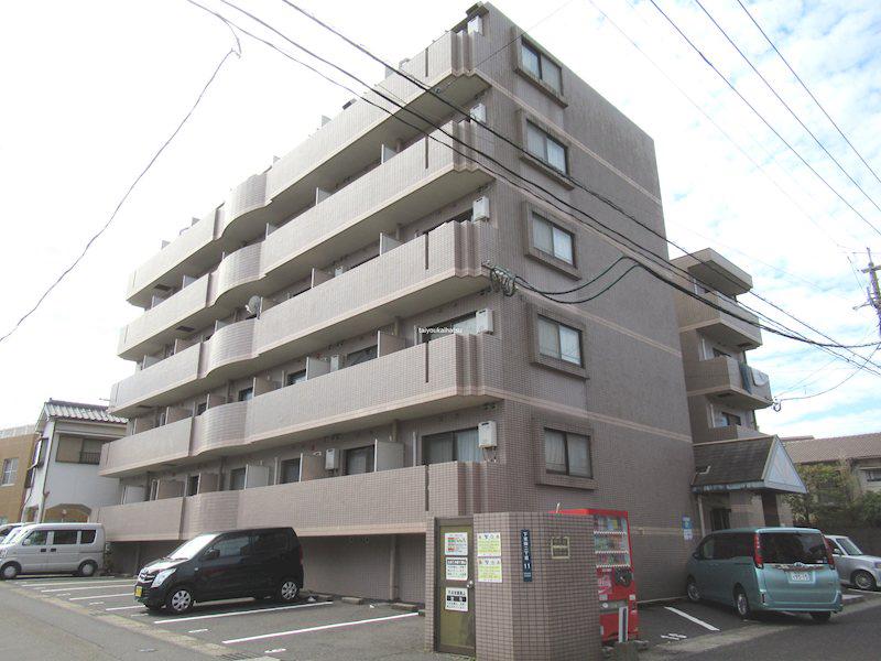 ロイヤルメゾン下荒田