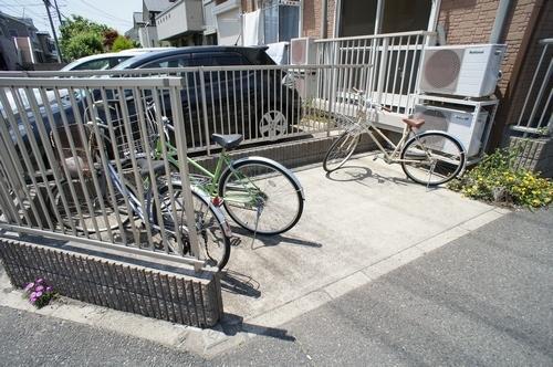 エクレール瀬谷