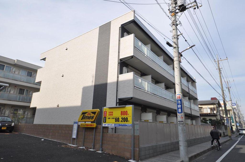 リブリ・氷川