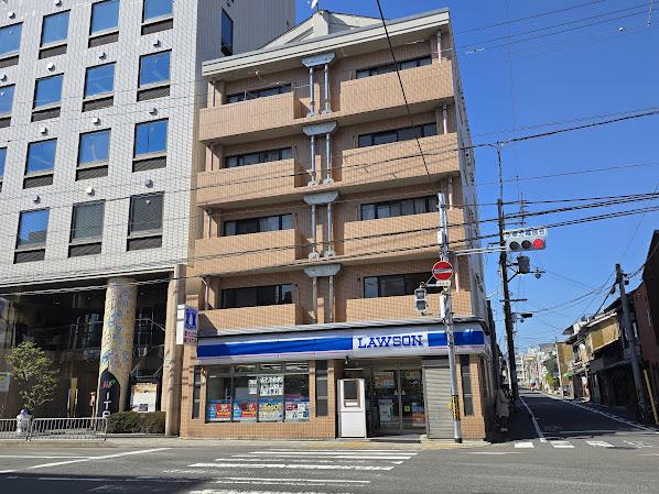 ドマーレ府庁前