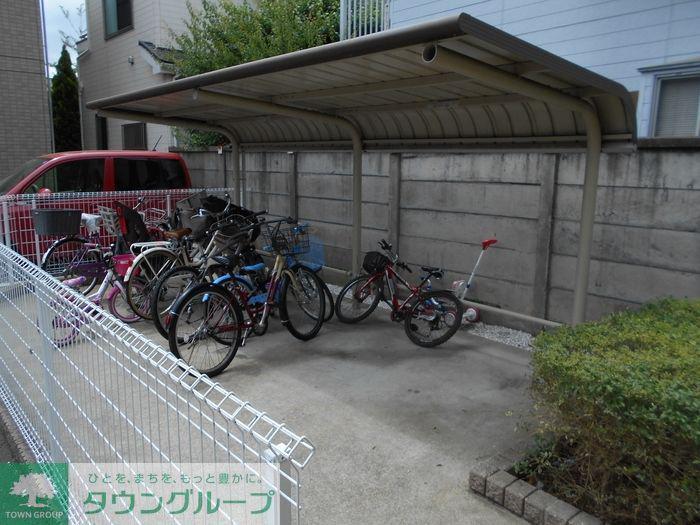シャルメゾンA棟