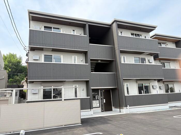 DーRESIDENCE南蔵王町1丁目W(2LDK/3階)