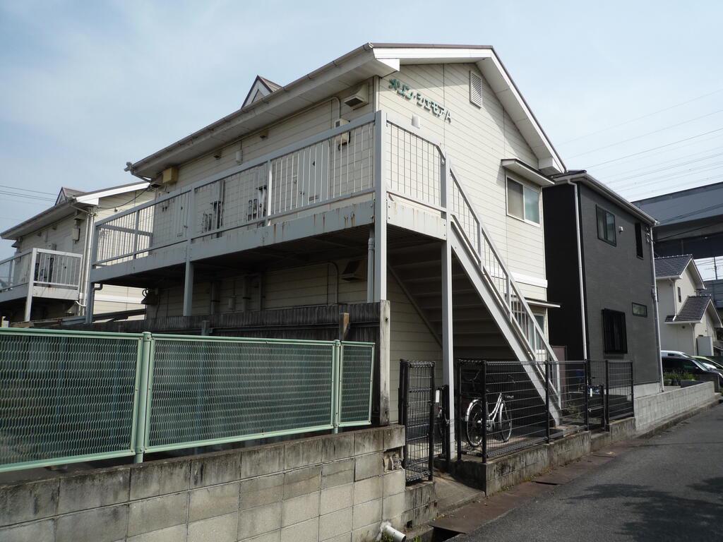 メゾンシェモア A棟