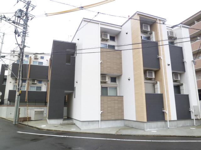 SAKURA COURT