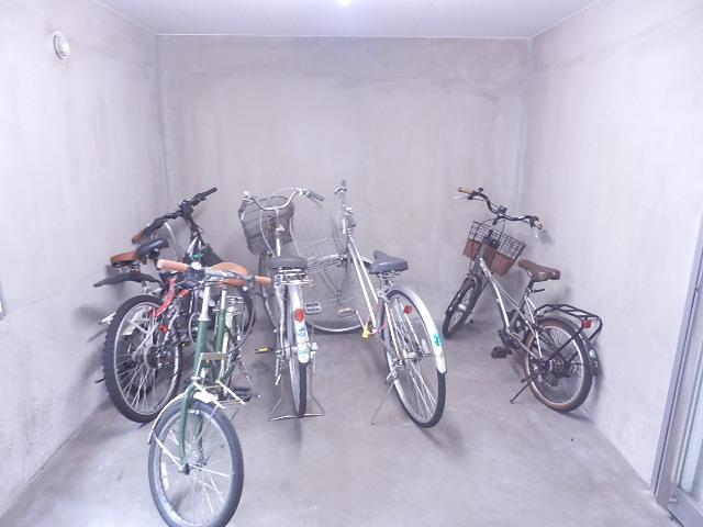 ジェイエス麻生