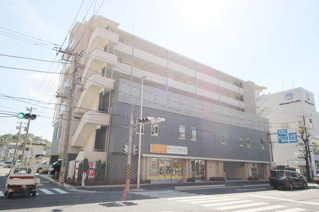 プレサーブ大倉山