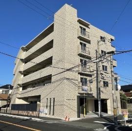 MAISON AKASHI
