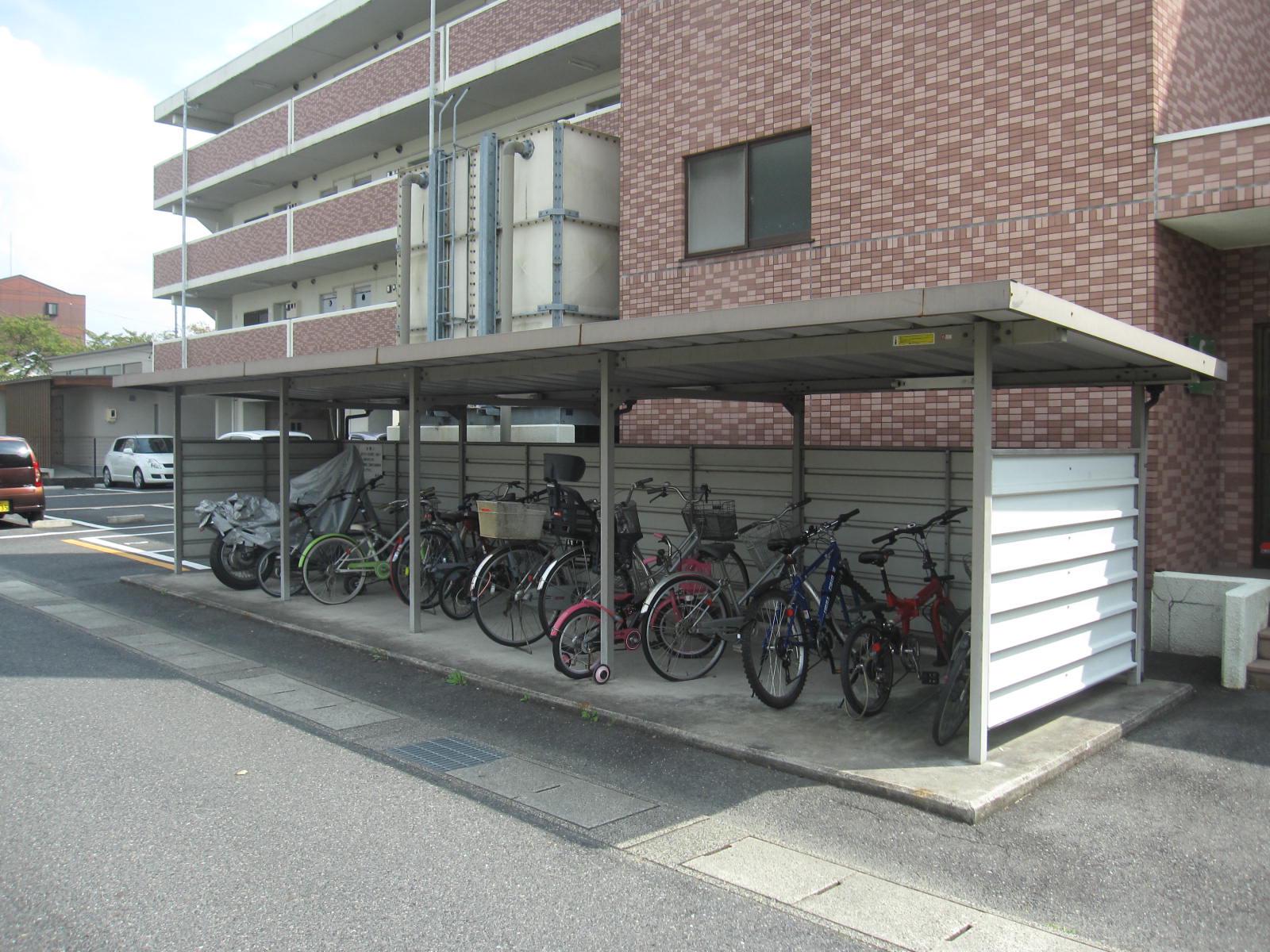 アンファミーユ・西小路