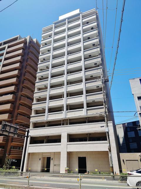 レオンコンフォート十三