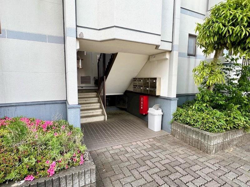 ジュネ向山一番館