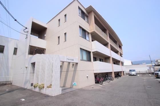 アセーラB館