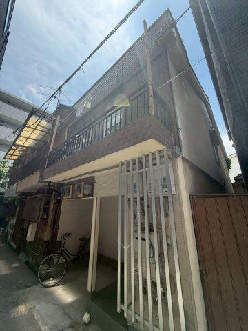 HANAZONO MAISON