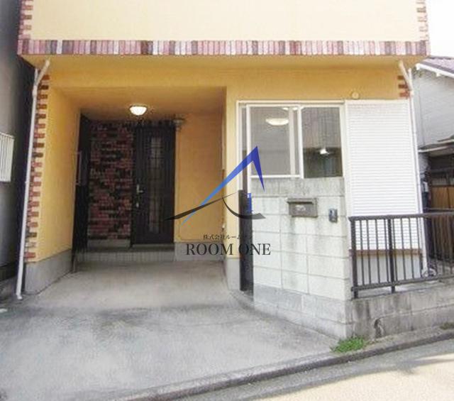 市場西中町
