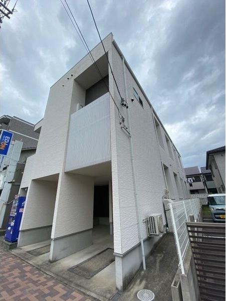 エメテラス