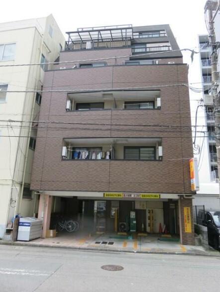 ドアーズ伊勢佐木