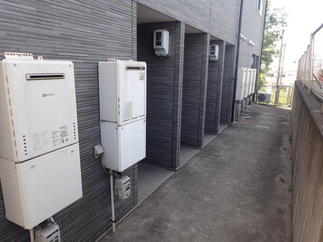ウエスト加木屋