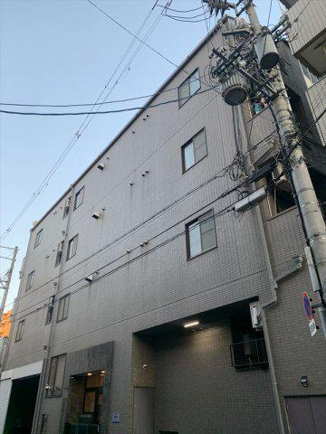 グランドウイング